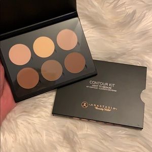 **SOLD** ABH POWDER Contour Kit